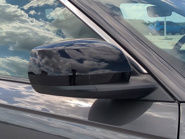 New 2026 Jeep Grand Cherokee Laredo RWD image 12