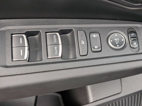 Used 2025 Honda Accord SE image 14