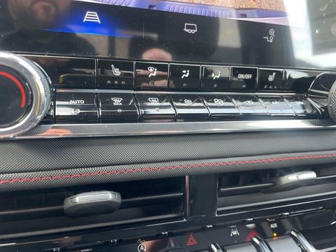 New 2025 Chevrolet Colorado Z71 image 13