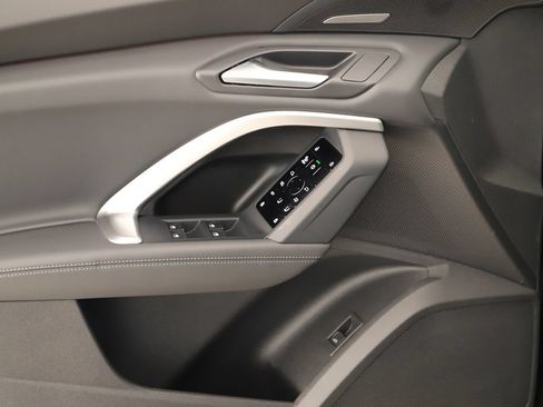 New 2026 Audi Q5 Premium Plus AWD/4WD image 22