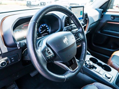 Used 2022 Ford Bronco Sport Outer Banks AWD/4WD image 8