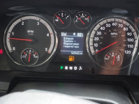Used 2012 RAM 2500 Laramie w/ Cold Weather Group AWD/4WD image 24