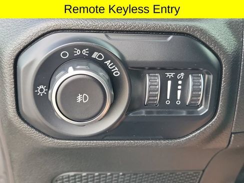 Used 2019 Jeep Wrangler Unlimited Sport S AWD/4WD image 20