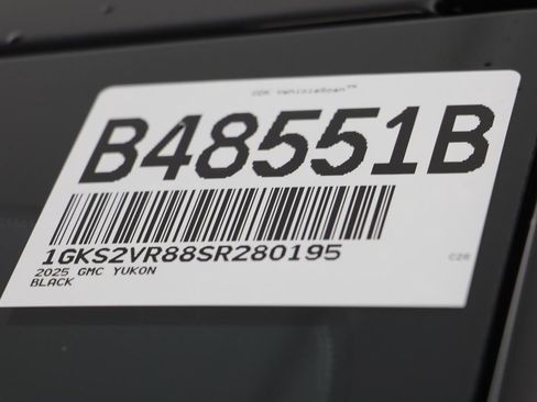 Used 2025 GMC Yukon AT4 Ultimate image 28