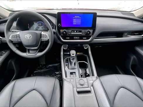 New 2026 Toyota Grand Highlander XLE image 5