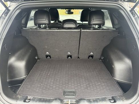 Used 2023 Jeep Compass Trailhawk w/ Trailhawk Convenience Group image 9