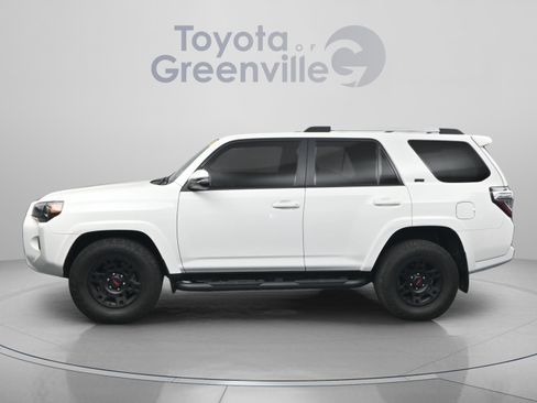Used 2023 Toyota 4Runner SR5 Premium w/ Moonroof Package RWD image 5