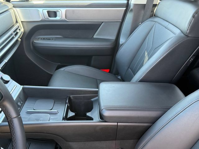 Used 2025 Hyundai Santa Fe SEL AWD/4WD image 10