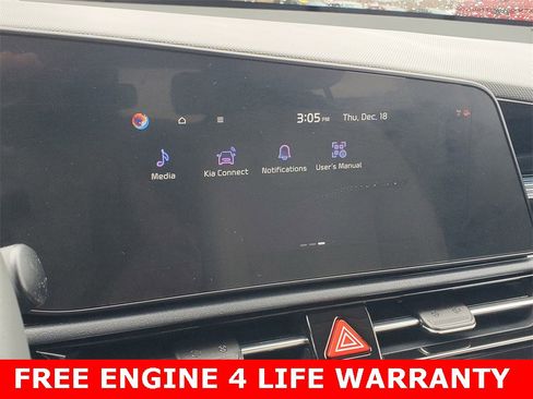 Certified 2024 Kia Niro EX image 21