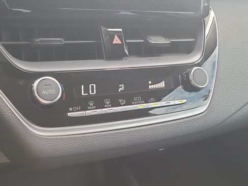 Certified 2024 Toyota Corolla LE FWD image 23