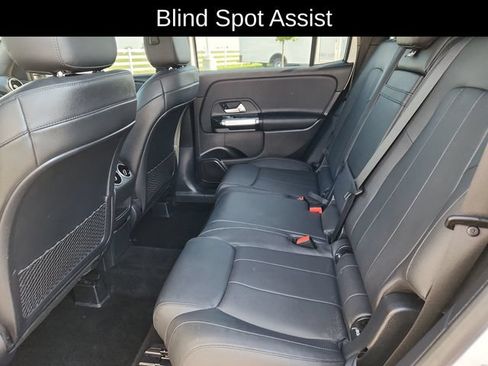 Used 2020 Mercedes-Benz GLB 250 4MATIC image 28