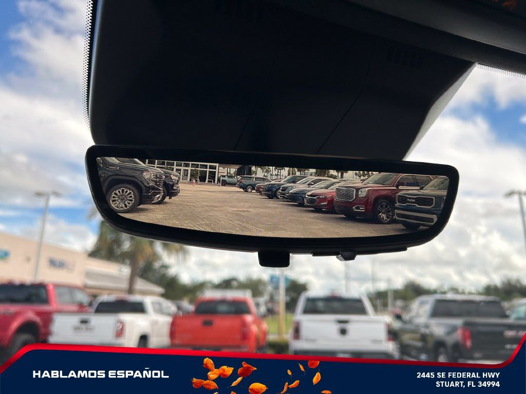 Used 2023 Cadillac Escalade Premium Luxury w/ LPO, Radiant Package AWD/4WD image 31