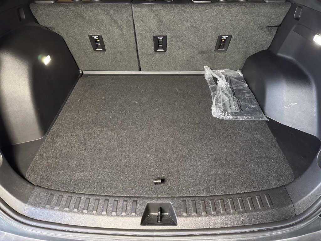 Used 2025 Chevrolet Equinox RS w/ Convenience Package III AWD/4WD image 22
