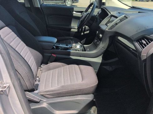 Used 2020 Ford Edge SE FWD image 28