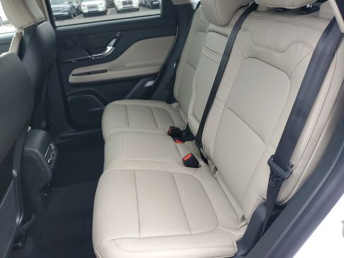 New 2026 Lincoln Corsair Premiere image 28