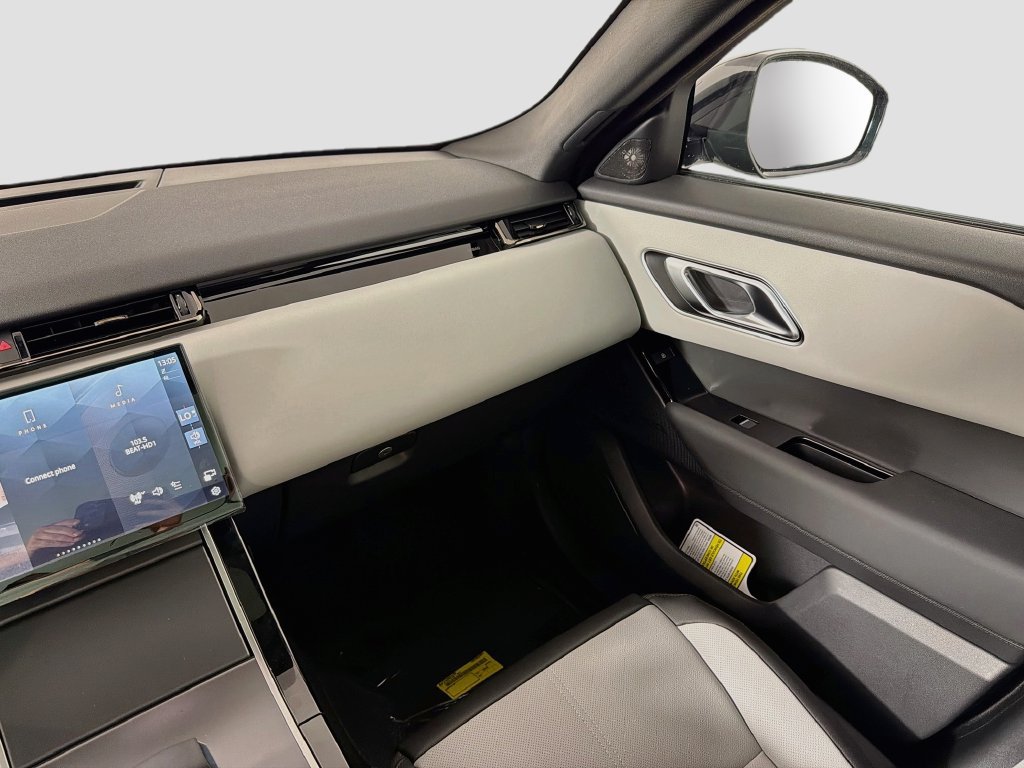 New 2026 Land Rover Range Rover Velar S AWD/4WD image 25