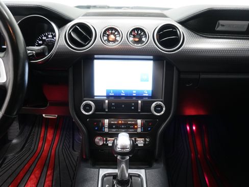 Used 2021 Ford Mustang GT Premium w/ GT Performance Package RWD image 23