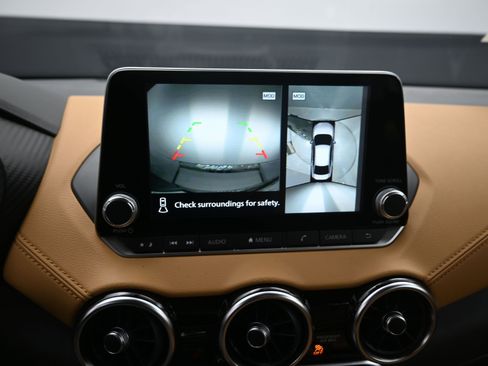 New 2025 Nissan Sentra SV w/ SV Premium Package image 17