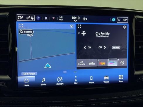 New 2026 Chrysler Pacifica Limited image 32