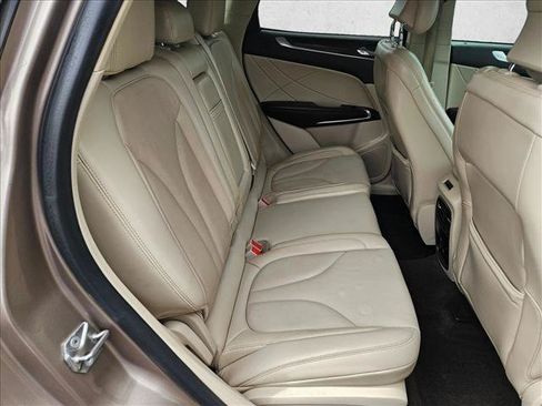 Used 2019 Lincoln MKC Reserve AWD/4WD image 22