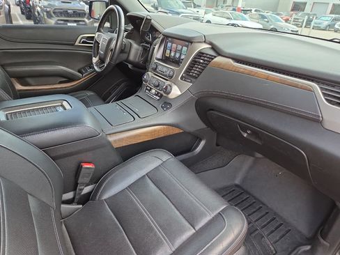 Used 2018 GMC Yukon Denali w/ Denali Ultimate Package AWD/4WD image 17