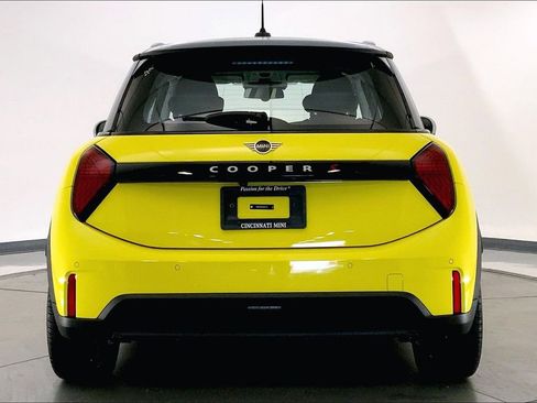 Certified 2025 MINI Cooper S image 3