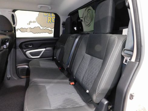 Used 2017 Nissan Titan SV image 69