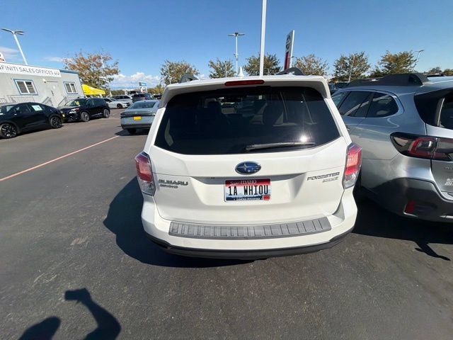 Used 2017 Subaru Forester 2.5i Premium AWD/4WD image 10