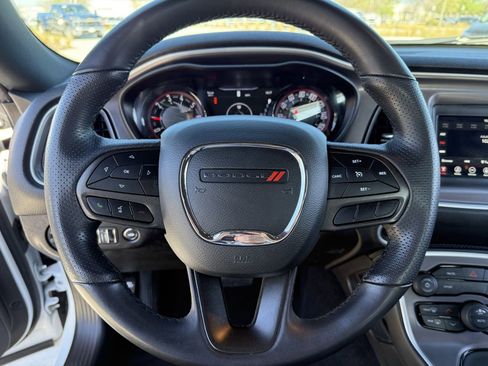 Used 2022 Dodge Challenger SXT w/ Blacktop Package image 13