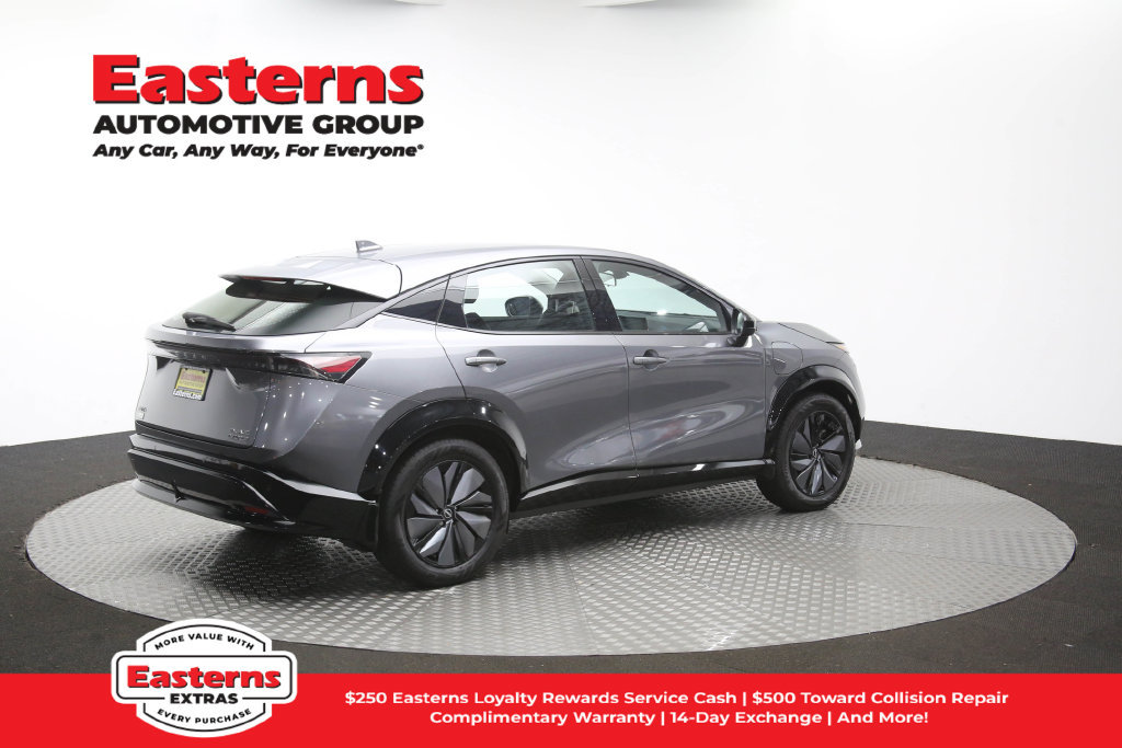 Used 2023 Nissan Ariya AWD image 45