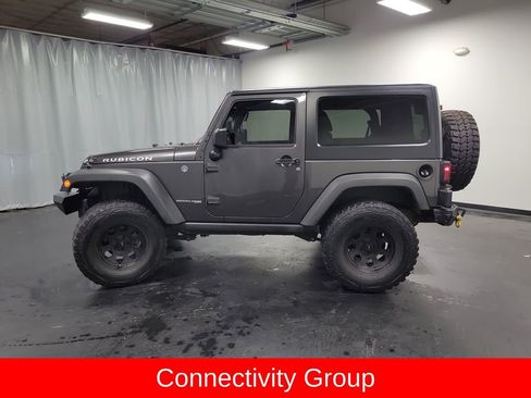 Used 2018 Jeep Wrangler Rubicon w/ Power Convenience Group image 6