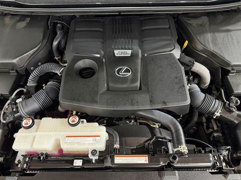 Used 2024 Lexus GX 550 w/ Accessory Package (Z1) AWD/4WD image 52