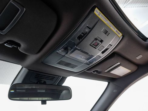 Used 2025 Lexus UX 300h FWD image 21