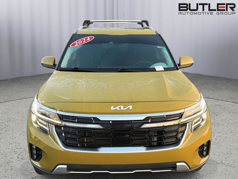 Used 2024 Kia Seltos SX w/ SX Sunroof Package AWD/4WD image 9