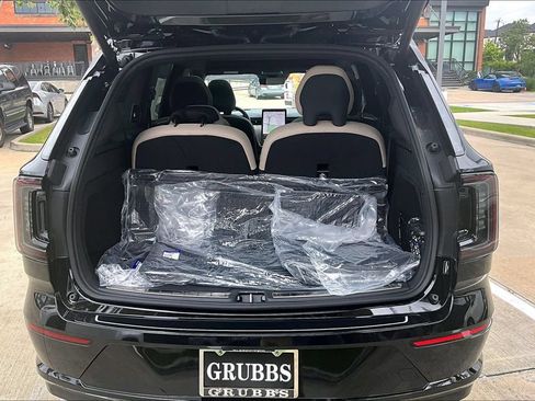 New 2026 Volvo EX90 Plus AWD/4WD image 43