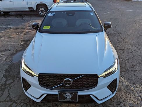 Used 2022 Volvo XC60 B5 R-Design w/ Advanced Package image 3