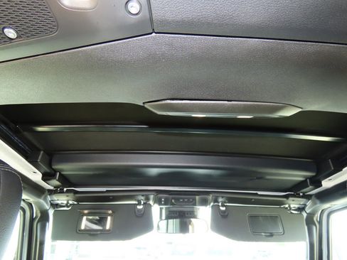 Used 2024 Jeep Wrangler Sahara w/ Safety Group image 22