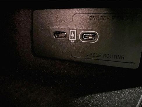 Certified 2023 Volvo XC90 B6 Ultimate image 34