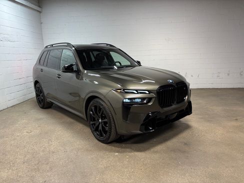 Used 2024 BMW X7 M60i w/ Executive Package AWD/4WD image 4