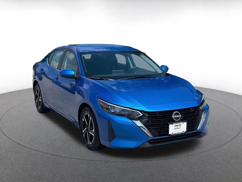 Used 2025 Nissan Sentra SV FWD image 3
