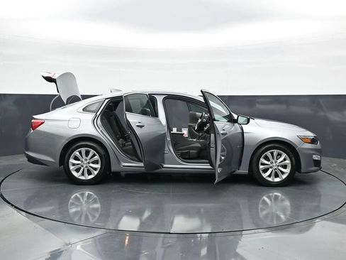 Used 2024 Chevrolet Malibu LT FWD image 49