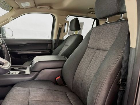 Used 2022 Ford Expedition XLT RWD image 34