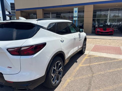 Used 2021 Chevrolet Blazer RS w/ Enhanced Convenience Package FWD image 6
