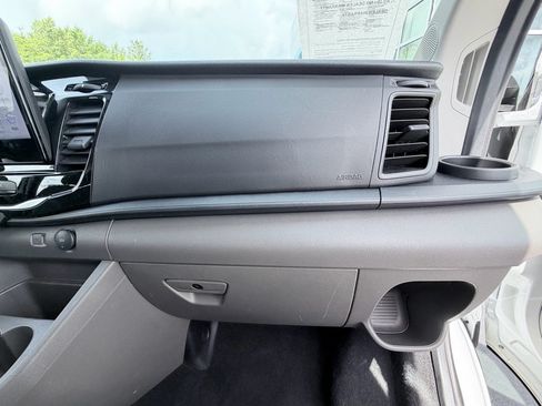 Used 2025 Ford Transit 350 XLT RWD image 19