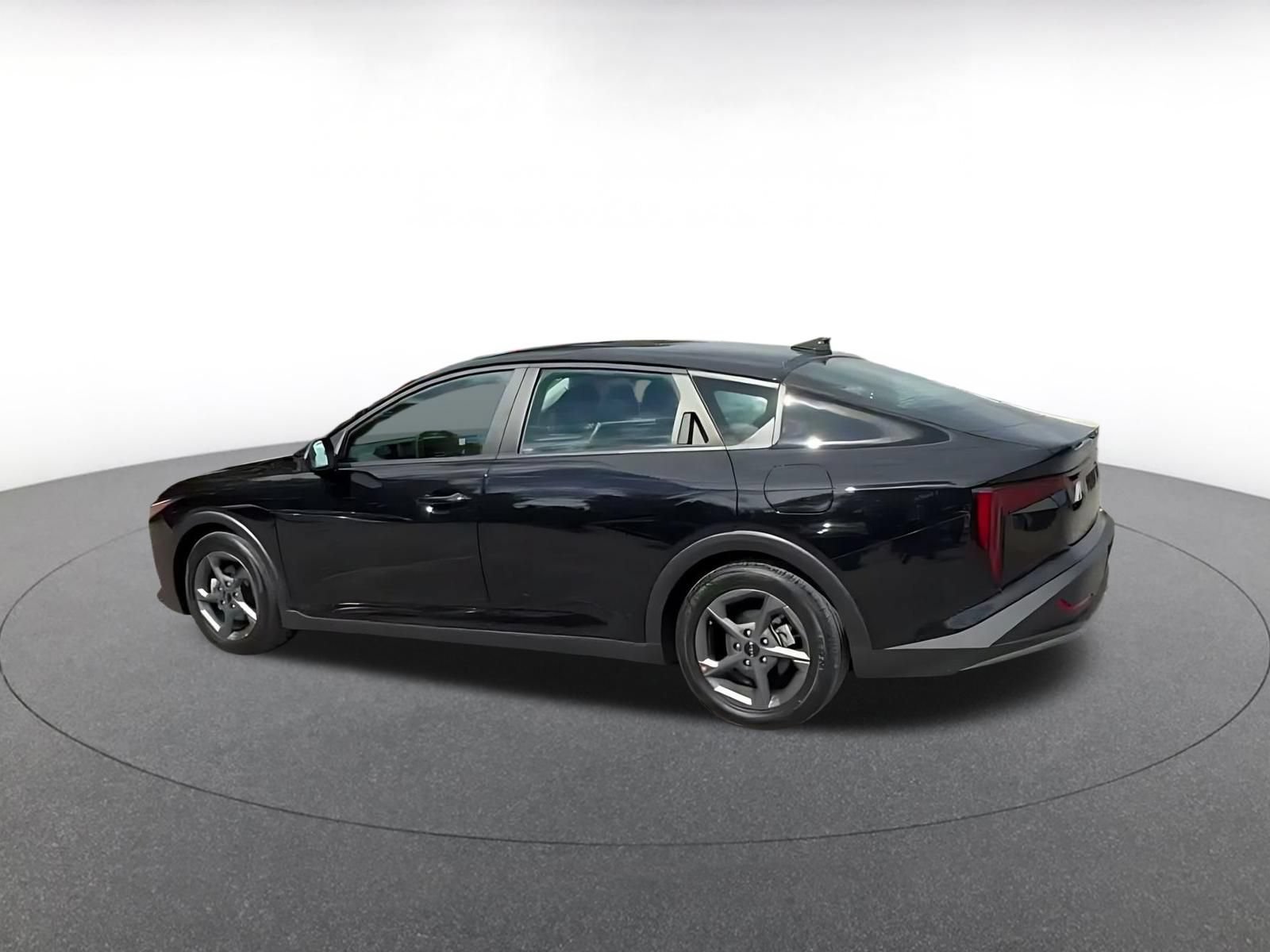 Used 2026 Kia K4 FWD image 9