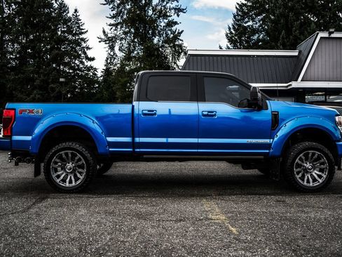 Used 2020 Ford F350 Platinum w/ FX4 Off-Road Package AWD/4WD image 20