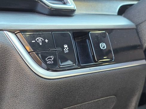 Used 2024 Kia Sportage X-Line w/ X-Line Premium Package image 25