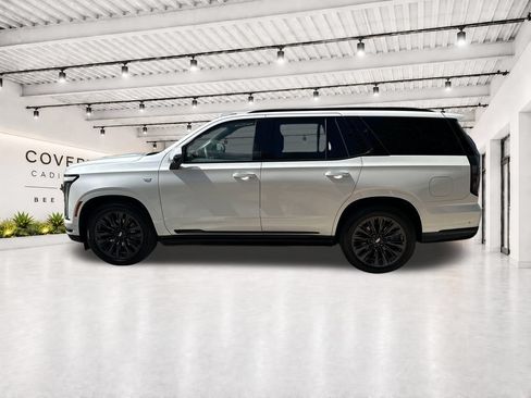 Used 2025 Cadillac Escalade Sport Platinum w/ LPO, ONYX Package RWD image 9