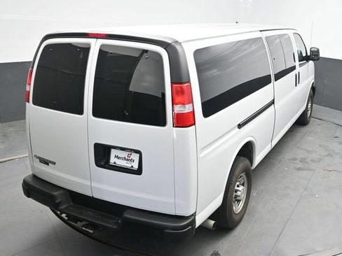 Used 2024 Chevrolet Express 3500 LS RWD image 29