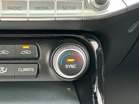 Certified 2023 Kia Stinger GT2 image 29